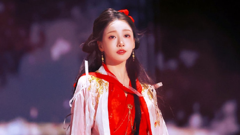何赛飞综艺现场严厉批评姜贞羽表演失焦不走心